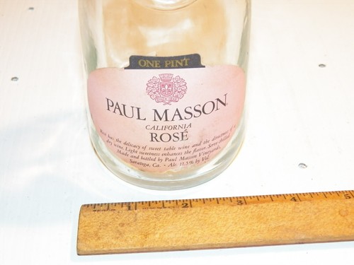 Vintage PAUL MASSON California Rose' Wine Carafe Embossed w/ Original Labels - Picture 2 of 5