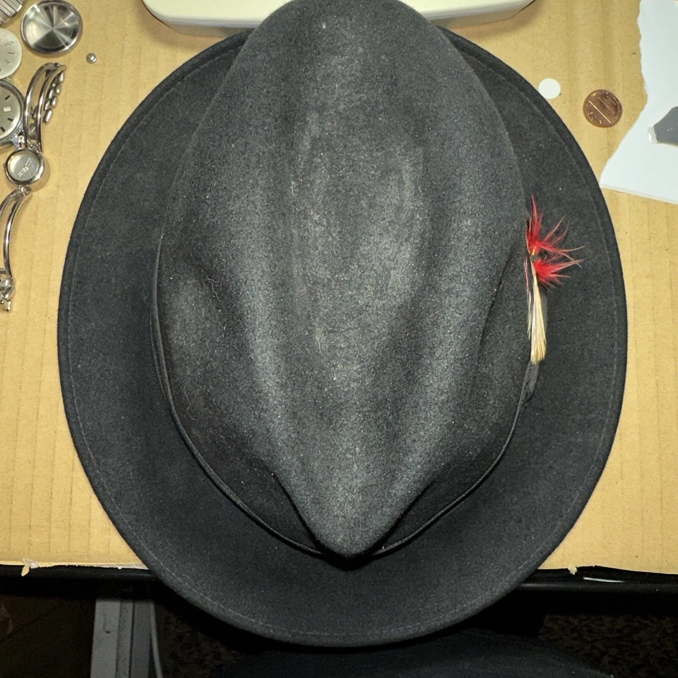 Sombrero Fedora Stetson Vintage Talla 6 7/8 Negro Con Pluma Roja Piel Fieltro Sombrero Foto 2 de 4