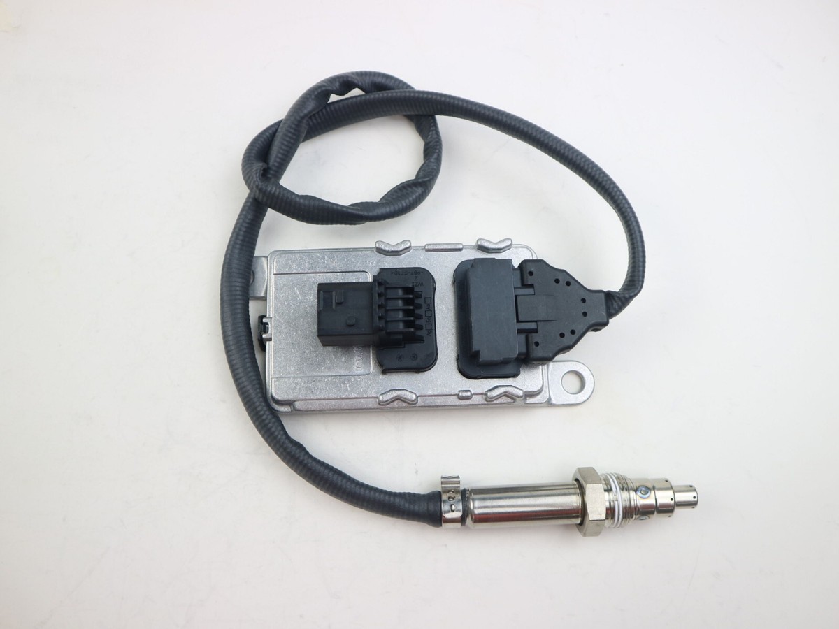 BSD 5WK9 6750C Nitrogen Oxide Sensor 5WK96750C 4326864 24V for