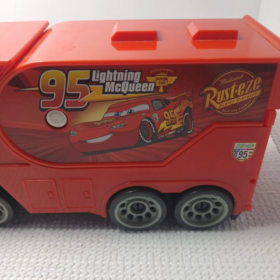 Fisher-Price Disney/Pixar Cars Imaginext Mack Hauler playset - Image 2 of 4