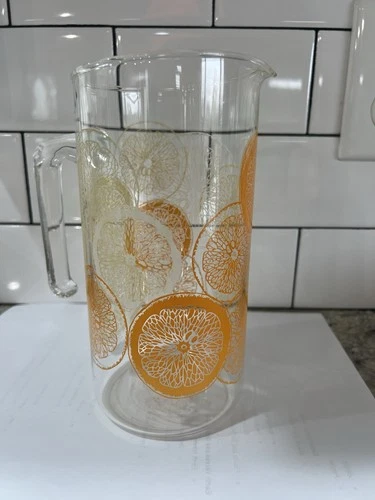 Pyrex Grapefruit/Orange Pitcher 1960’s Vintage 2 Quart