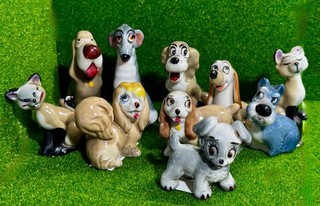 Vintage Wade Lady and The Tramp Figures 10 Iin total.