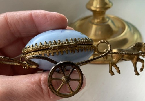 Palais Royal Horse Gold Gilt Brass Porcelain Painted Dragonfly Egg Trinket Box - Picture 20 of 22