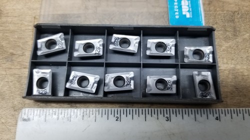 10 New Iscar ADKT 1505PDTR-RM IC328 Carbide Milling Inserts (Box of 10) - Picture 3 of 4
