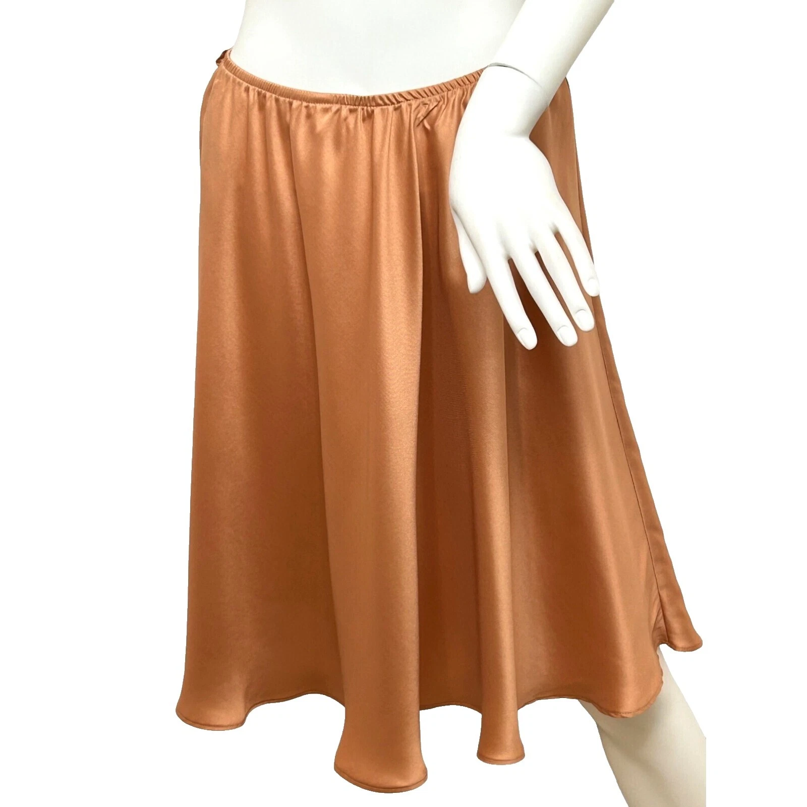 Юбки повседневные женские цвета Benetton