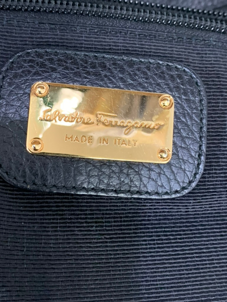 Picture 3 of 17