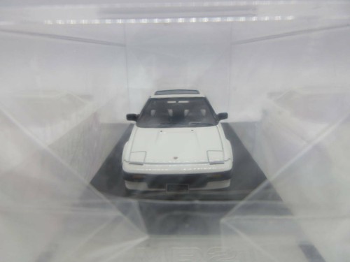 1:43 Resin Specialist Toyota First MR2 TWIN CAM 16 AW11 Mini Car White Diecast - Picture 3 of 5