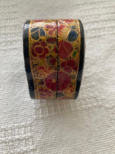 Vintage Paper Mache Heart Shaped Trinket Box India Hand Painted 2" x 2" - Picture 7 of 7
