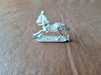 Garrison Wargame Figuren von Greenwood & Ball Ltd. - 1 Pferd Ref. PEC1 - nackte Blei