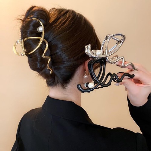 Women's Hair Accessories - Large Metal Claw Hair Clips with Gold Wave Pearl D... - Picture 8 of 8