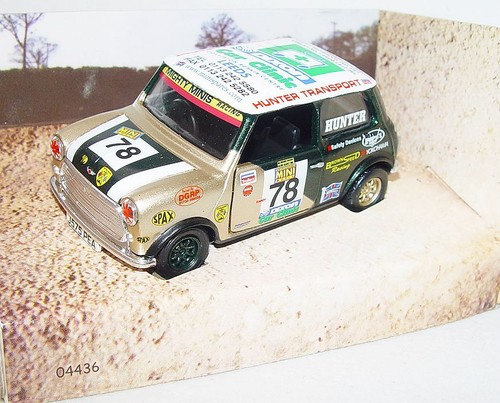 Corgi Toys 1:36 MORRIS MINI COOPER "HUNTER" MINI MANIA Model Car 04436 MIB`00 - Picture 4 of 8