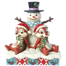 ✤ New JIM SHORE DISNEY Figurine CHIP N DALE Snowman Chipmunk Santa Hat Christmas
