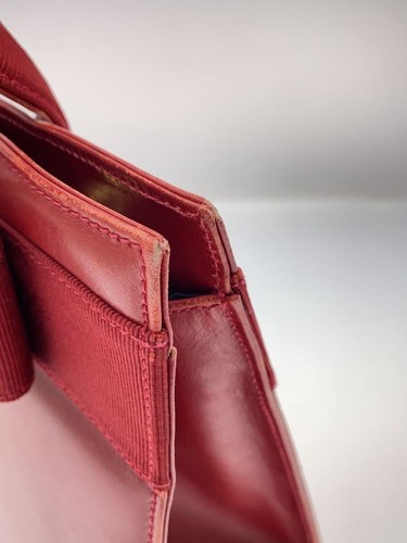 Bolso de Mano Salvatore Ferragamo Cuero Rojo Sólido BA214178 Usado - Imagen 8 de 9