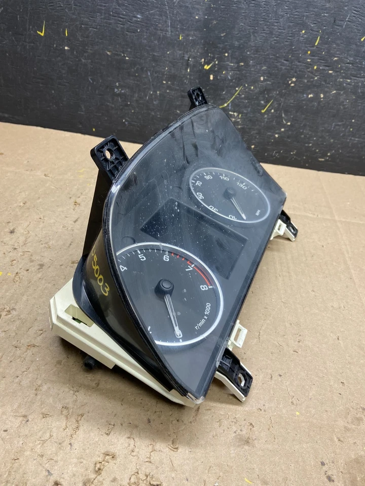 2012 2013 Land Rover Range Rover Sport Speedometer Cluster Gauge Oem u5003 DG - Image 3 of 4