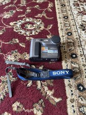 Sony Mavica MVC FD73 10x Zoom Digital Camera - Black  Silver Parts Untested