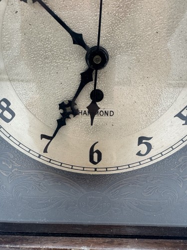 Vintage HAMMOND Gothic Beehive Walnut Mantle Clock 1930S - WORKS - Picture 2 of 12