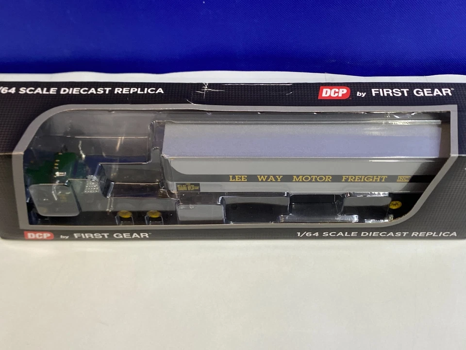 DCP FIRST GEAR 1/64 LEE WAY FREIGHT MACK B-61 DAY CAB & 40' TRAILER 60-0572 - Image 4 of 4