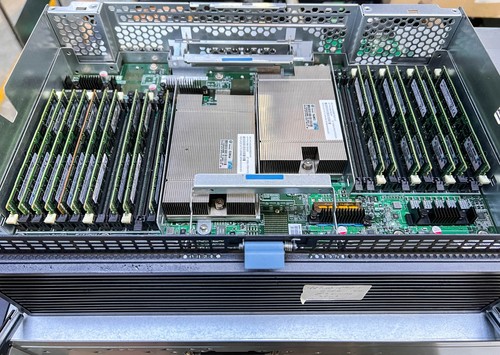 HP ProLiant DL585 G7 | 4x AMD Opteron 6174 @2.2GHz 256GB Perc 410i NoHDD 2x Card - Picture 4 of 5