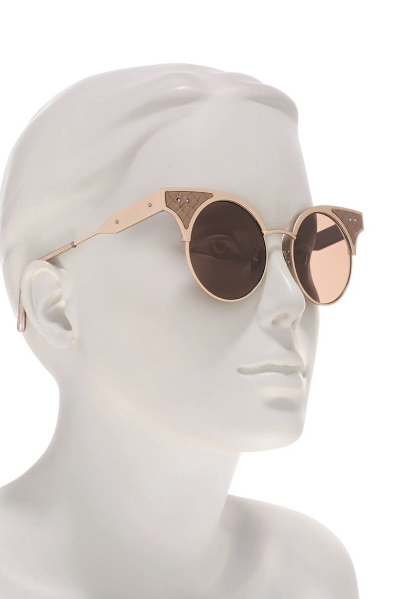 NIB Bottega Veneta 40mm Women display picture 3