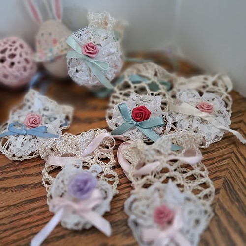Uova di Pasqua all'uncinetto e copri ornamenti 12 pezzi colori assortiti - Foto 14 di 15