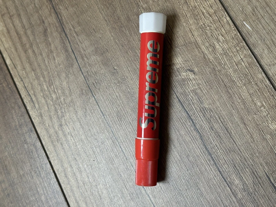 Supreme Marker