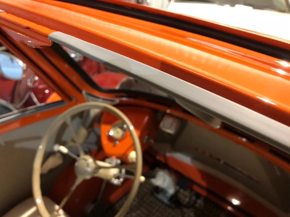 宝马 Isetta 灰色太阳车顶边缘密封件 — 第 2/2 张图片