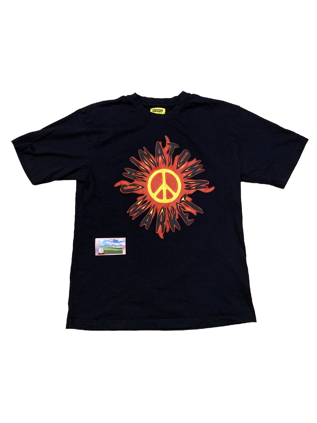 Y2K CHINATOWN MARKET PEACE & LOVE GRAPHIC PRINT T… - image 1