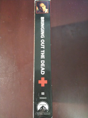 Bringing Out the Dead (VHS, 2000) - Picture 2 of 3