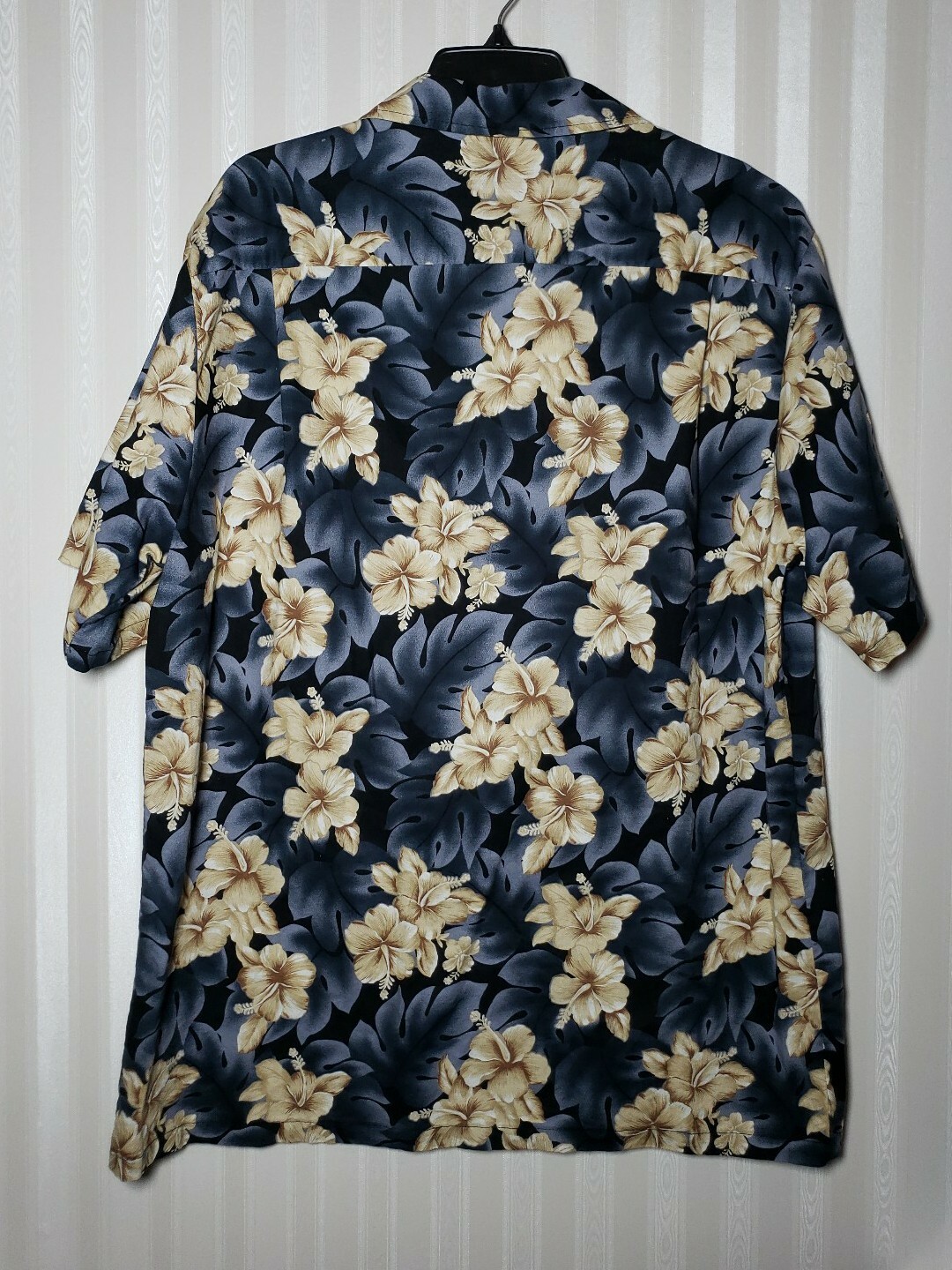 Picture 3 of 4