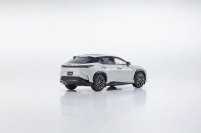 Kyosho Original 1/43 LEXUS RZ 450e Sonic Quartz KS03915PQ Diecast
