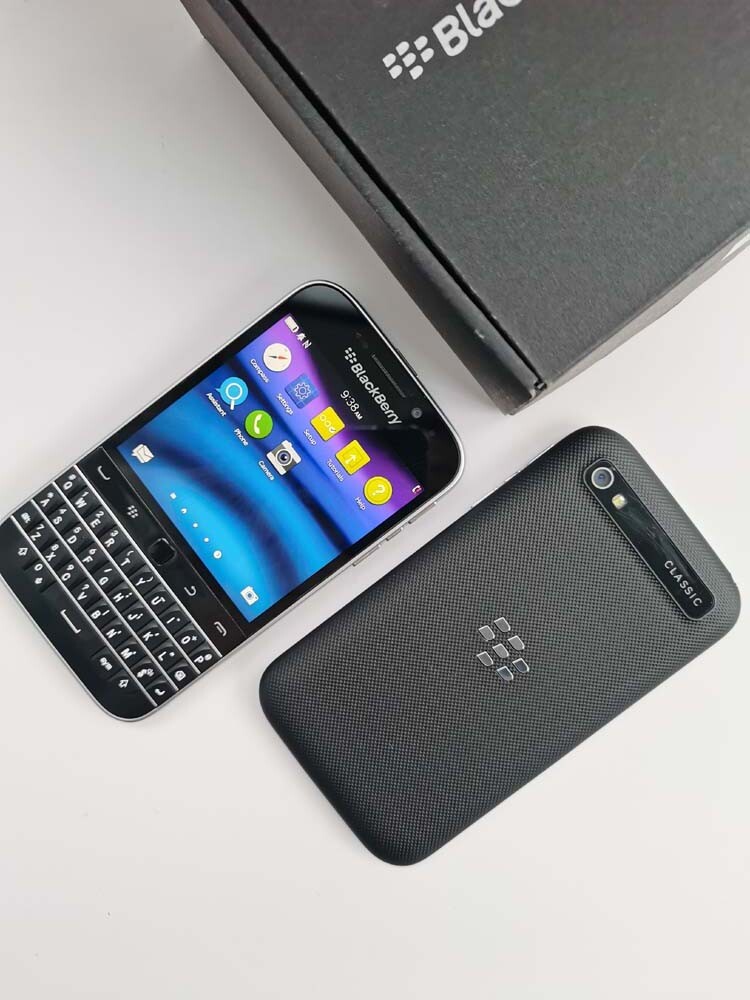 ジャンク　BlackBerry q20 Classic スマートフォン ジャンク BlackBerry q20 Classic スマートフォン - メルカリ