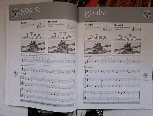 Libros para saxofonistas, libro de trompetas - Imagen 16 de 22
