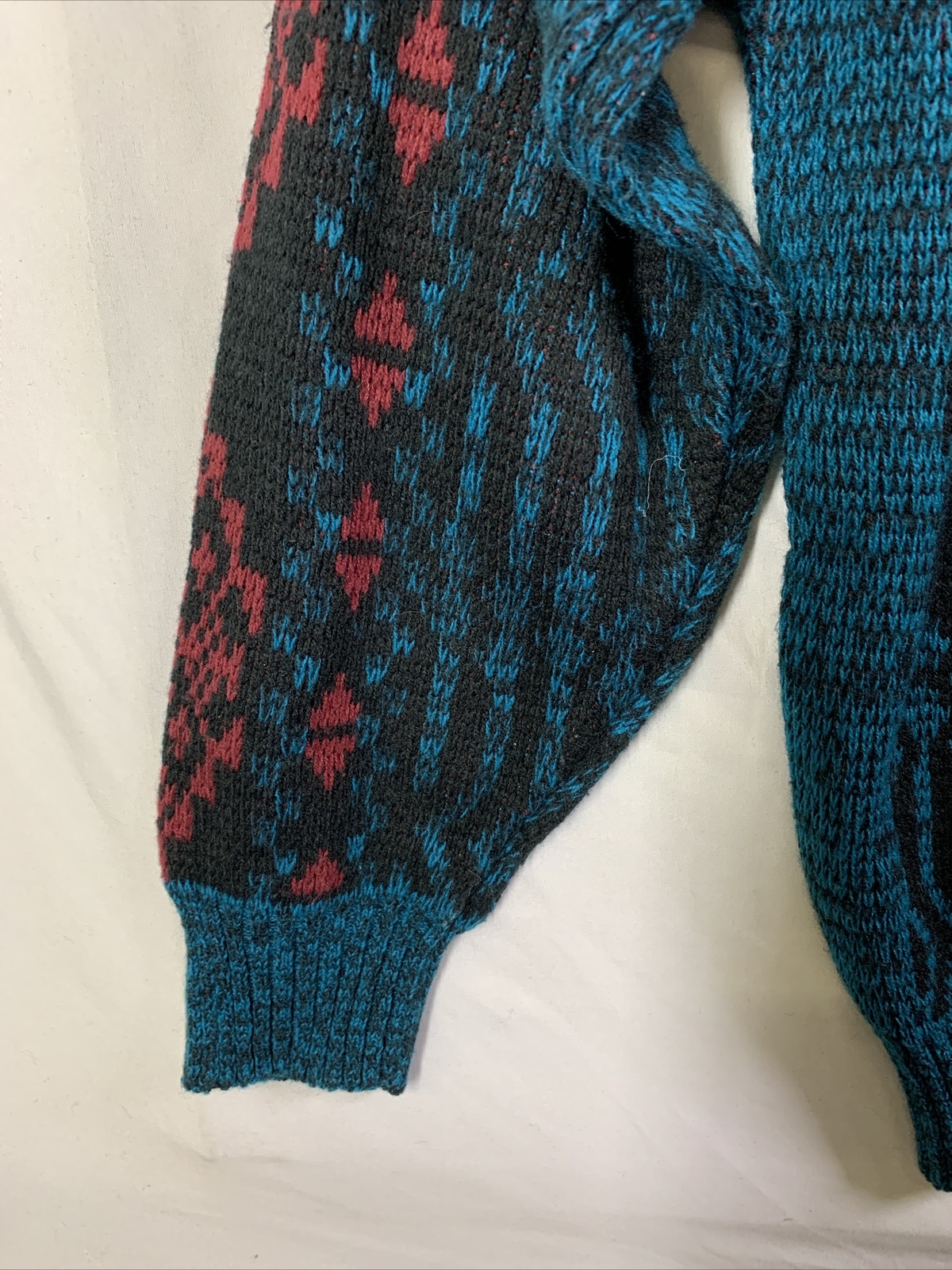 90s Aztec Geometric Pattern Sweater Basic Trends … - image 8