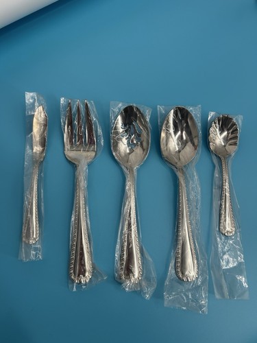 Reed & Barton WAKEFIELD 18/10 Stainless 5 PC HOSTESS SET Glossy Flatware NEW - Picture 2 of 3