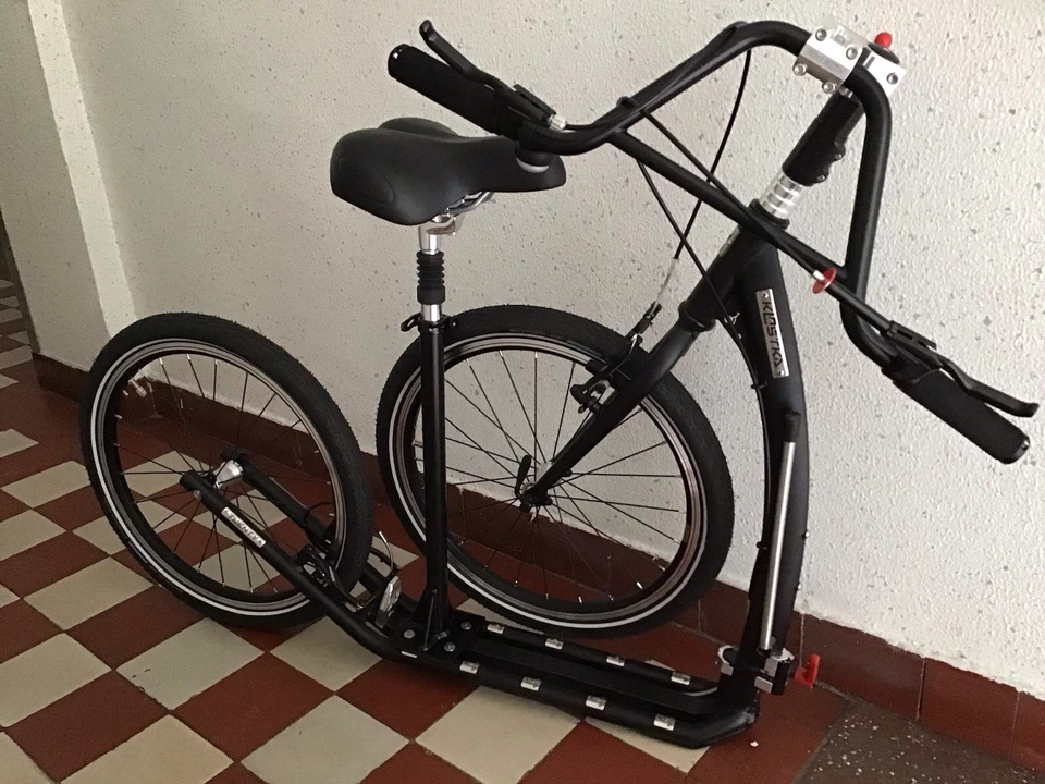 Kostka Twenty Max 20 Zoll Tretroller G6, Schwarz, Neuwertig, 9 Monate Alt, - Bild 3 von 4