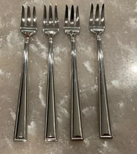 Set of 4 Gorham Marabella Stainless Steel Cocktail Seafood Fork 5 1/2" Exc. Cond