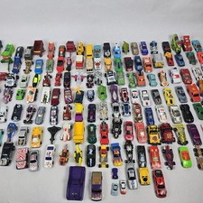 Huge Vtg Lot Of 100 Various Toy Cars Matchbox Hot Wheels 80  s  90  s