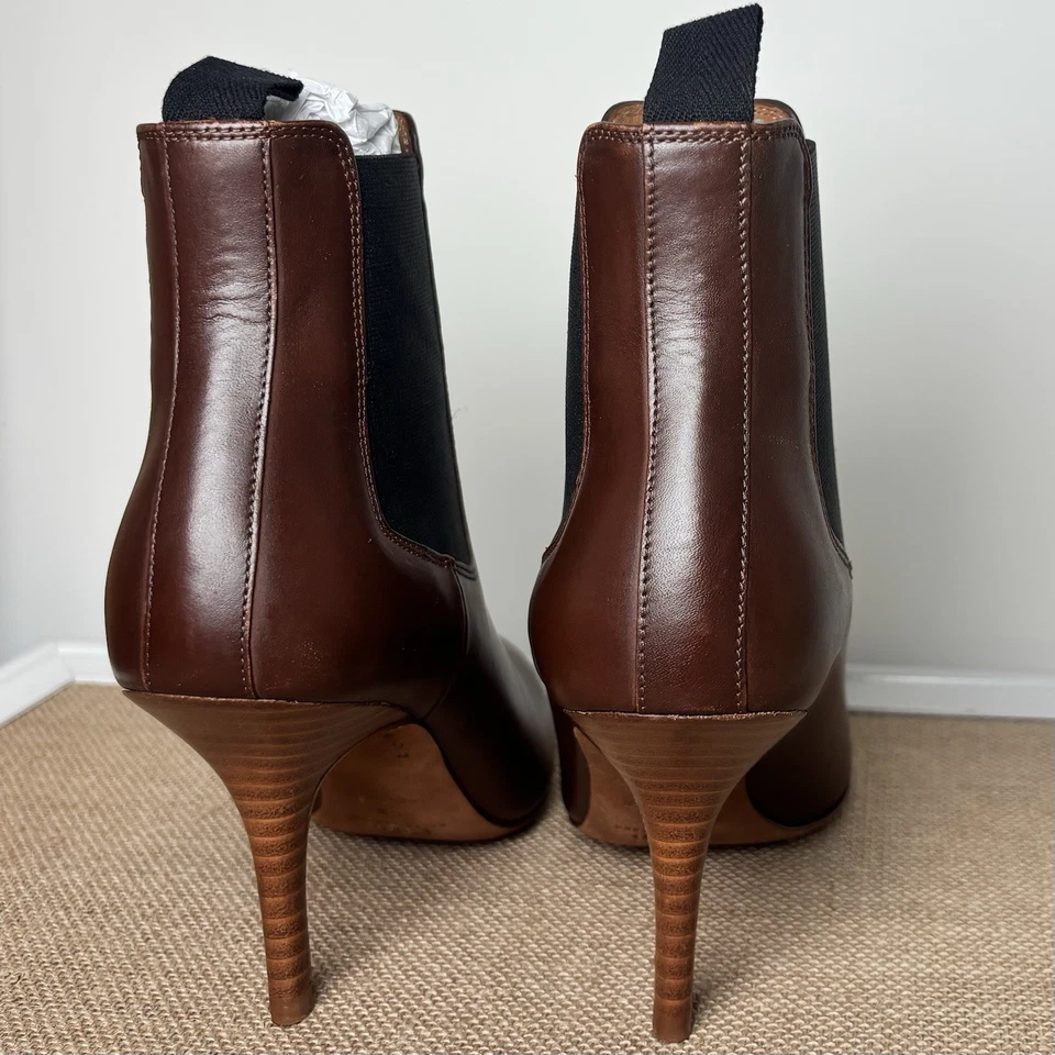 Nuevo Ralph Lauren Polo Marrón Para Mujer 6B Vachetta Piel de becerro Gatito Tacón Bota Foto 4 de 4