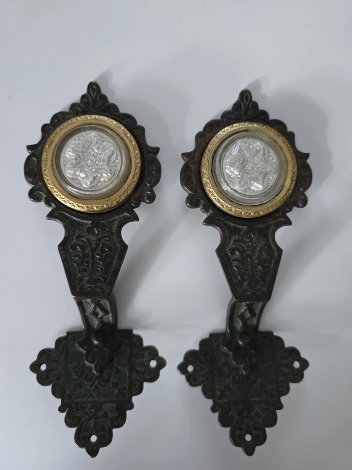 Juego de 2 corbatas de cortina victorianas estrella debajo de vidrio metal fundido en relieve Foto 2 de 4