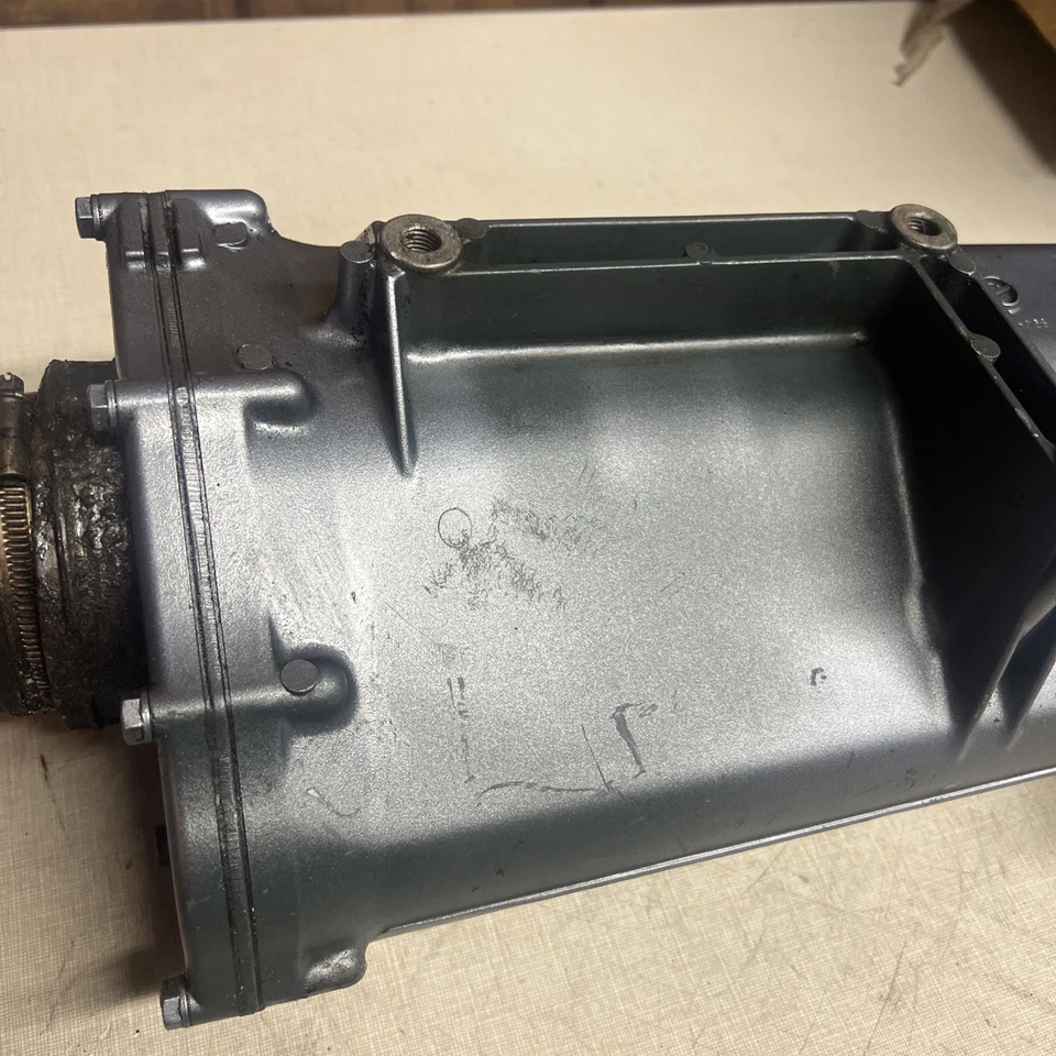 Yamaha Waverunner III 650 1990 OEM silenciador cámara escape Foto 2 de 4