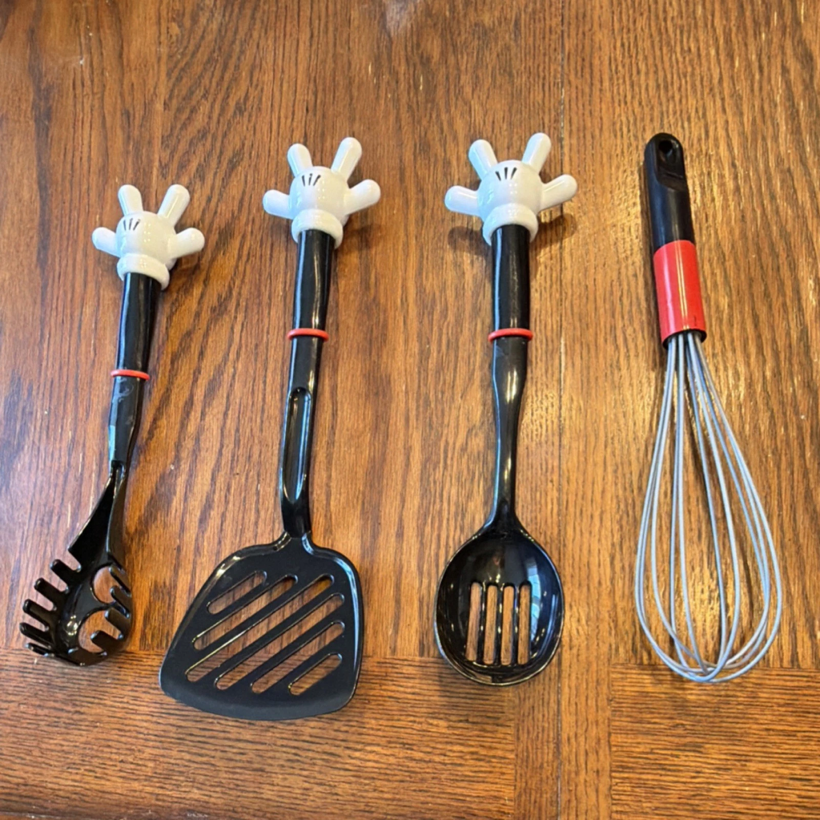 Disney Mickey Mouse 4-Piece Cooking Utensil Set, Dishwasher Safe