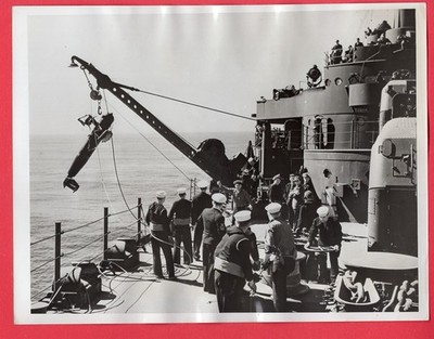 1944 $25,000,000 Submarine Tender Can Sweep Mines Too 7x9 Original News Photo