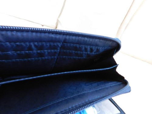 Vera Bradley Drehverschluss Geldbörse & Reißverschluss Organizer Mitternachtsblau - genaues Muster - Neu mit Etikett - Bild 4 von 5
