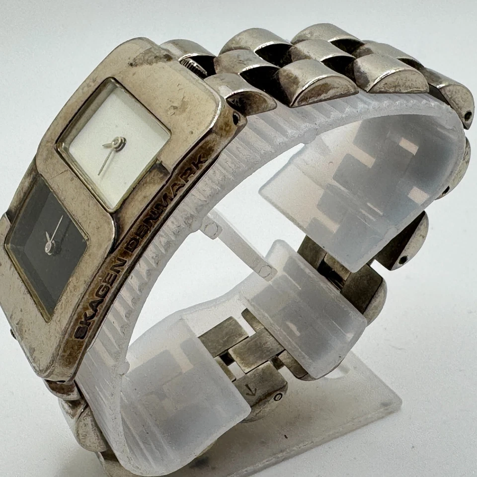 Skagen Quartz Watch 80USC Unisex Dual Movements Rectangle ~ For Parts Repair - Image 4 of 4