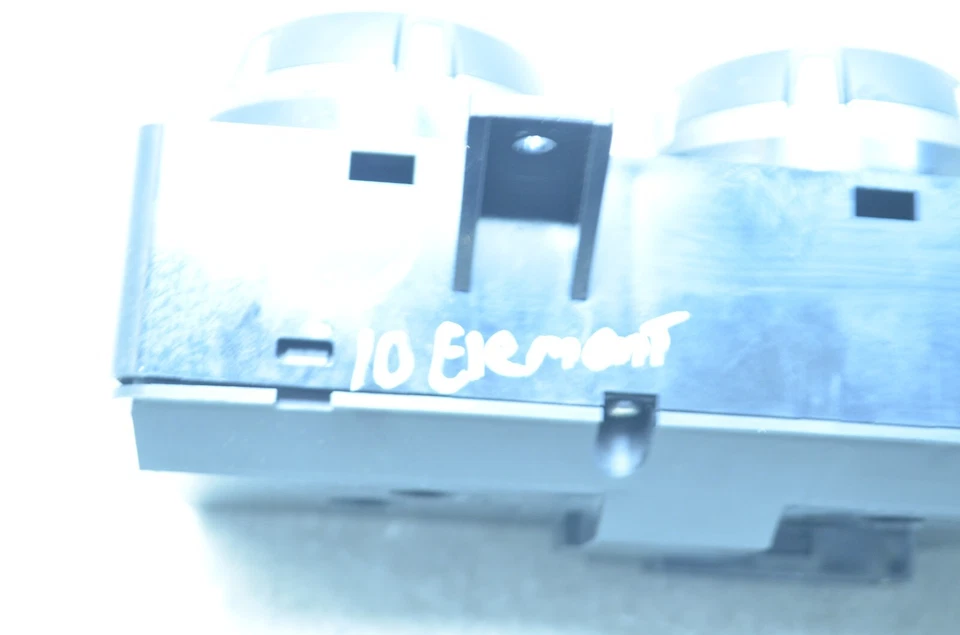 09-11 HONDA ELEMENT PAINEL INTERRUPTOR DE CONTROLE CLIMÁTICO AQUECEDOR AC FABRICANTE DE EQUIPAMENTO ORIGINAL - Imagem 3 de 4