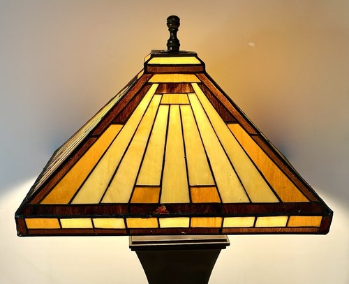 Vintage MISSION ARTS & CRAFTS STYLE Stained Glass Lamp Shade Multi Colored - Picture 3 of 10