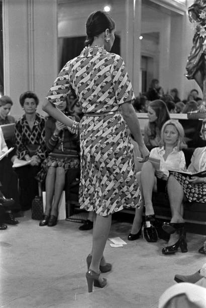 YVES SAINT LAURENT rive gauche 仏製 スカート36 Yves Saint Laurent Rive Gauche 1970s Skirt – Vintage Grace