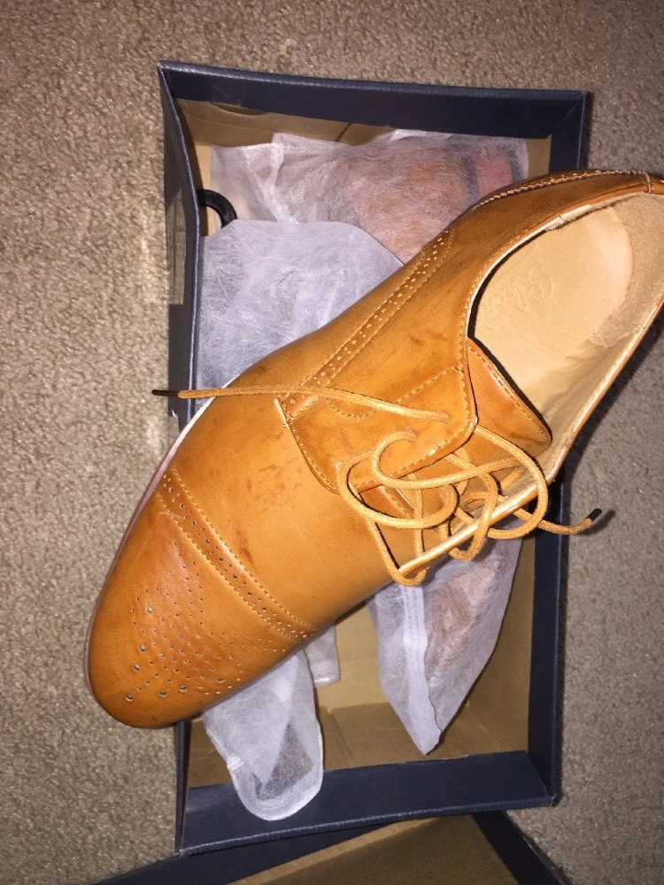 Gino Pheroni Men s Lace up Wingtip Dress Shoes Camel US 7.5