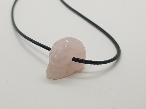 Skull Shape Quartz Necklace Reiki Crystal Healing Chakra Point Cut Pendant UK - Picture 58 of 77