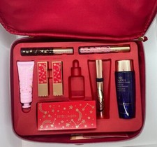 Estee Lauder 2023 Blockbuster Celestial Glow 8 Piece Set Train Case